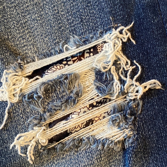 Vervet High Waisted Jeans - Picture 7 of 10